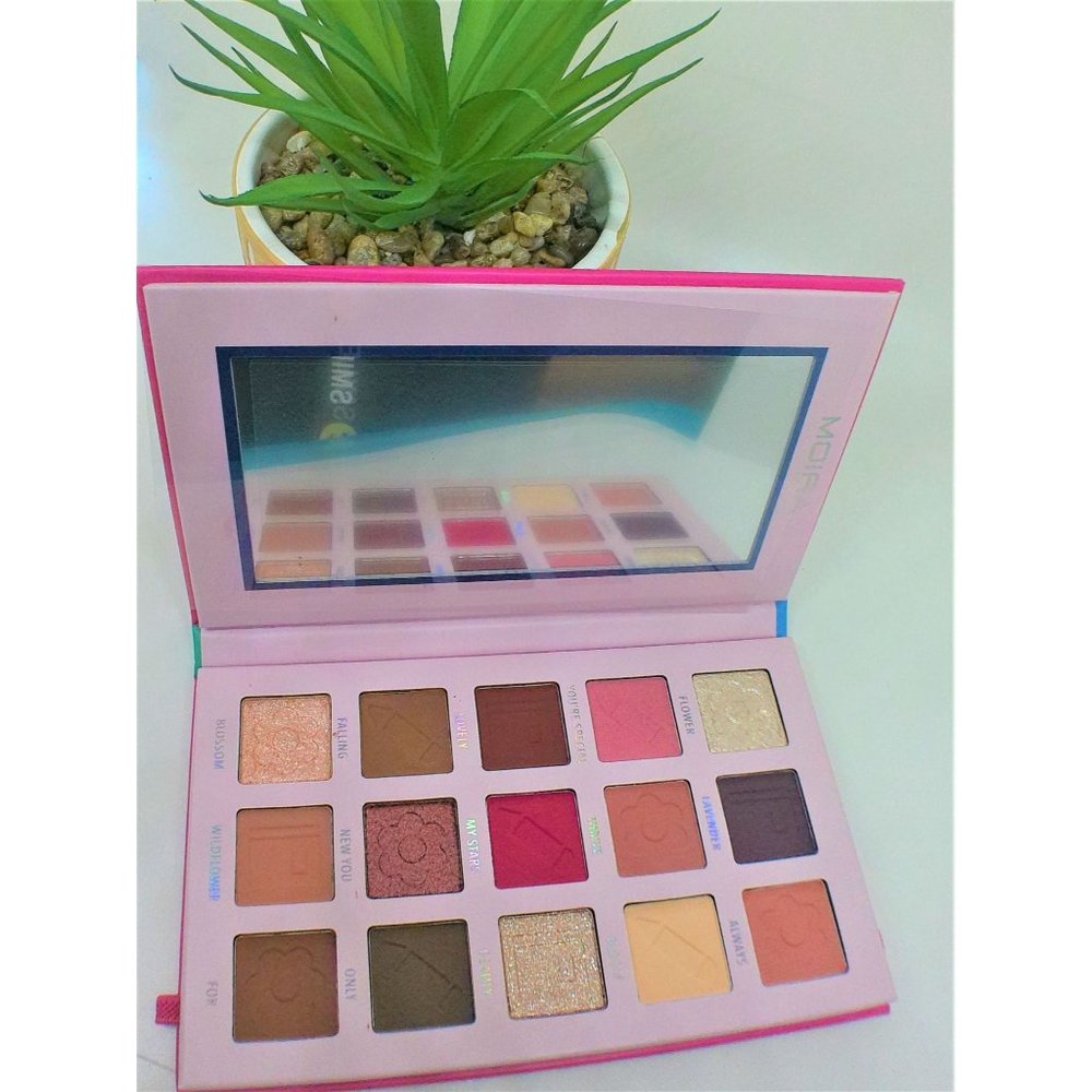 Beauty - Eyeshadow Palette